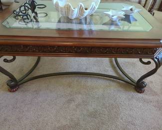 This coffee table is so pretty .. I stubbed my toe moving this darn thing so someone better buy it ! Just saying .. I'm limping now 