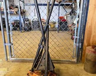 #2130 • Ridge 460 Tri Stand
