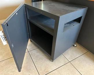 #4001 • Metal Rolling Cabinet
