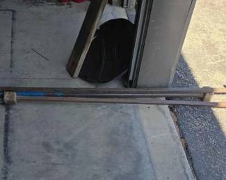 #2210 • (3) Water Main Keys
