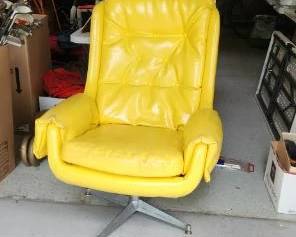 Flair Yellow Swivel Chair