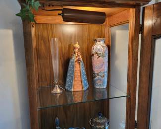 Mother and child are Goebel