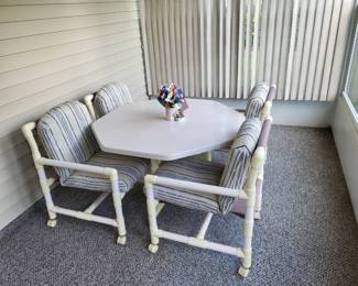 Outdoor dining set