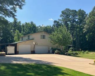 Large shop/unfinished 750 square ft. apartment and more.