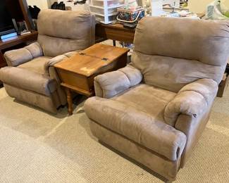 Pair of Recliners / Maple Dough Bin End Table - have 2 like this