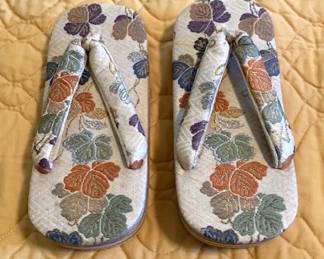 Vintage Geisha Slippers