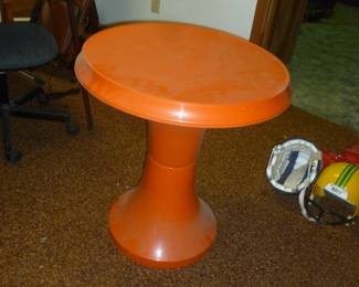 Mid-century 2-pc plastic table