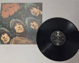 Lot # : 425 - Beatles Rubber Soul Parlophone EMI vinyl record
