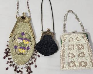 Lot # : 739 - Vtg 1920's flapper girl beaded purses
