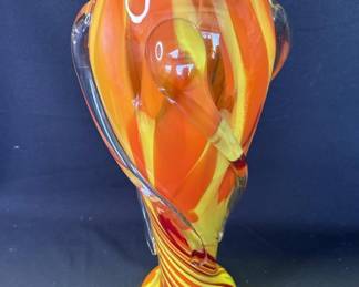 Lot # : 466 - Vintage Murano style hand blown vase
