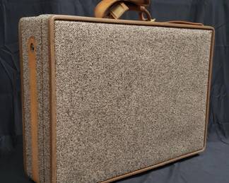 Lot # : 473 - Louis Comfort Tiffany Masterworks book
