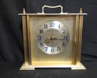Lot # : 632 - Royal Salute quartz desk clock
