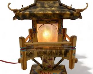 Lot # : 547a - Mid century tiki pagoda table lamp, 12" h
