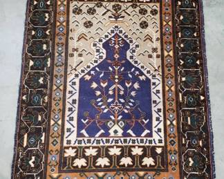 Lot # : 85 - Hand made prayer rug

