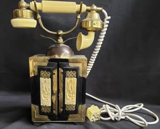 Lot # : 97 - Vintage Asian style rotary phone
