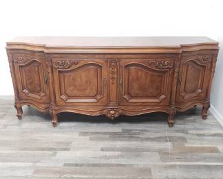 Lot # : 764 - Vintage Karges sideboard
