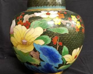 Lot # : 468 - Asian cloisonne kidded urn
