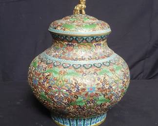 Lot # : 151 - Chinese cloisonné lidded jar with foo dog
