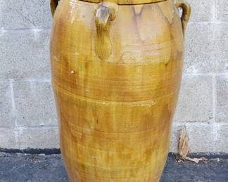 Lot # : 210 - Glazed terracotta pot, tall
