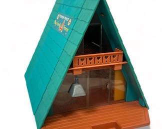 Lot # : 428a - Vintage Fisher Price Play Family A frame house toy
