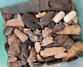 Vintage Arrowhead Collection