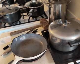 Lots of Cookware Pots & Pans