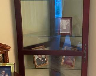Corner Curio