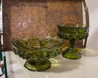 Retro avocado glassware