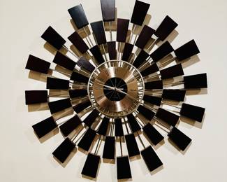 MCM Wingard Starburst clock