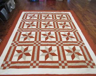 Another fabulous hand quilted quilt