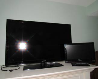 46" Samsung TV       19" Magnavox TV