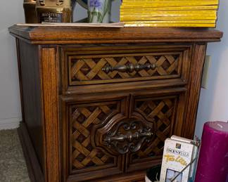 Matching 1970’s endtables