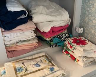 Upstairs Bathroom Vintage Sheets and Towels