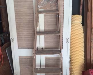 Ladder, Tall shutters Cabinet