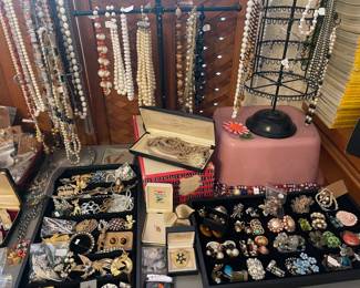 Necklaces, Earrings and pins Lots of Vintage Earrings and Necklaces Left