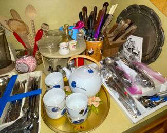 Branded Knives, Utensils, Tea Set, Roger Bros Silverware 