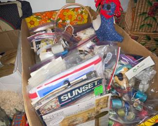 Patterns Crewel  Kits, Bags of Sewing Supplies 