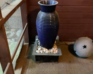 Fountain and light up star ball