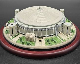 The Danbury Mint Astrodome FORMER Home of the Houston Astros