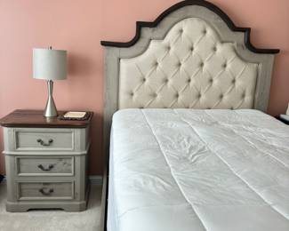 Bedroom set