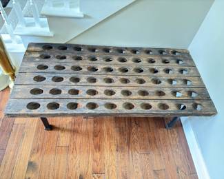 Riddling rack table