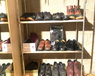 Men’s shoes (sz. 16)