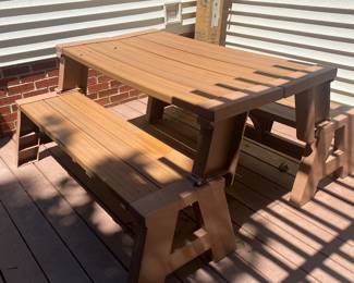 Two-piece  picnic table 
