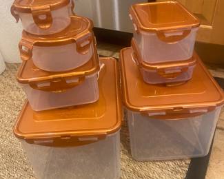 Lock n’ Lock storage containers/new