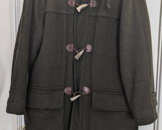 Lands end men's medium green wool coat with toggles. Prep out!