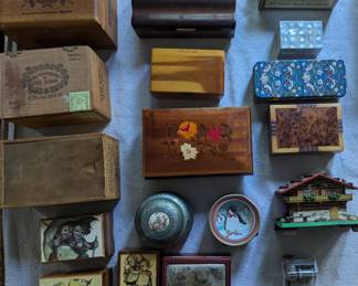 Music boxes, pretty boxes and cigar boxes because who doesn’t love boxes!
