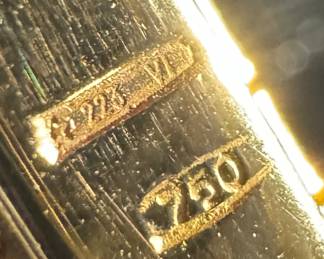 18K Gold Clasp Bracelet