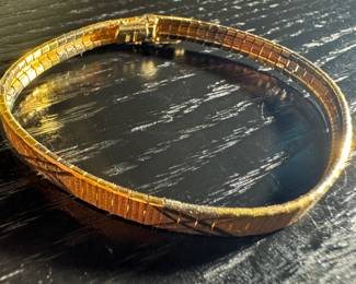 18K Gold Clasp Bracelet