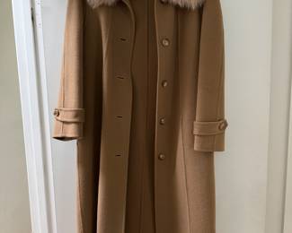 Women's Maduson Overcoat with Fur Collar Size S