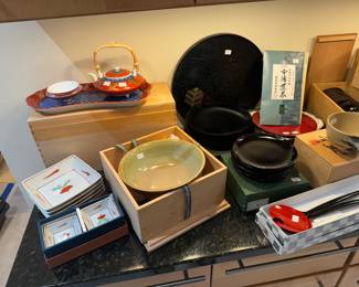 Japanese Boxed Tableware Multiple Items